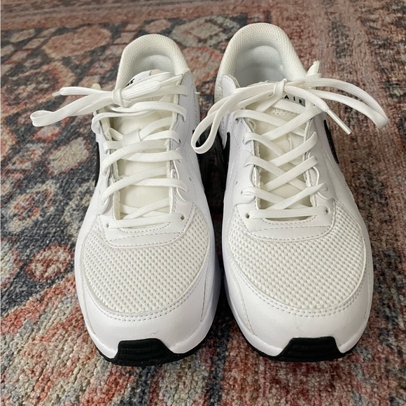 Nike Air Max White and Black Sneakers - Picture 2 of 6